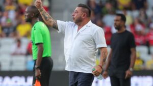 Antonio Mohamed carga contra el arbitraje en la Leagues Cup:  “Nos toca un poco en contra”