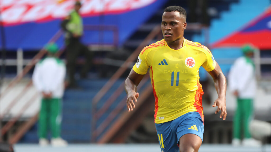 Jhon Arias, en un partido con la Selección Colombia. - Vizzor Image.
