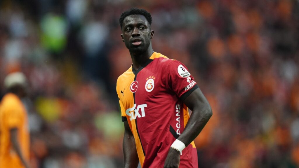 Davinson Sánchez con Galatasaray | Hakan Akgun / Anadolu via AFP.