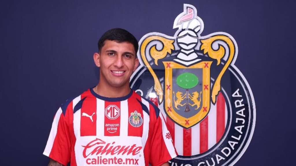 Bryan González, nuevo jugador de Chivas