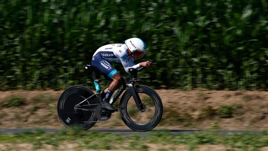Santiago Buitrago, compitiendo en la etapa 5 del Tour de Francia / Reuters