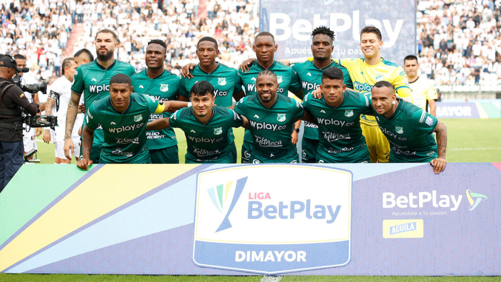 Jugadores del Deportivo Cali, durante un partido. - Vizzor Image.