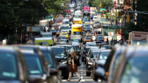 Pico y placa en Bogotá para este viernes, 1 de agosto de 2025: horarios, restricciones y vehículos exentos