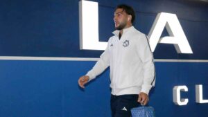 Lucas Cavallini se rompe el ligamento cruzado por segunda vez en un año