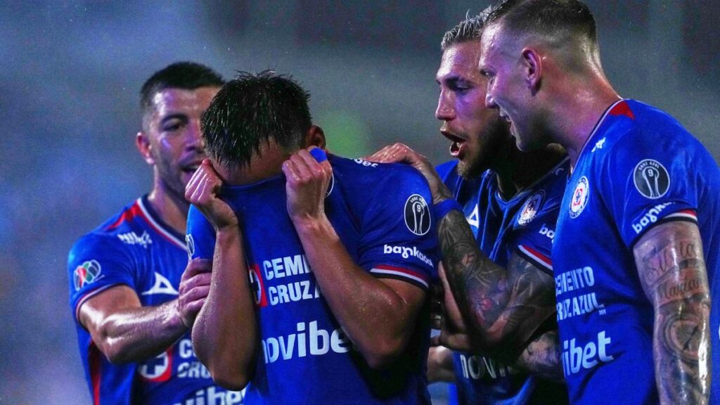 Charly Rodríguez, en lágrimas con Cruz Azul