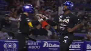 Charros remontan y aseguran la serie ante Caliente de Durango