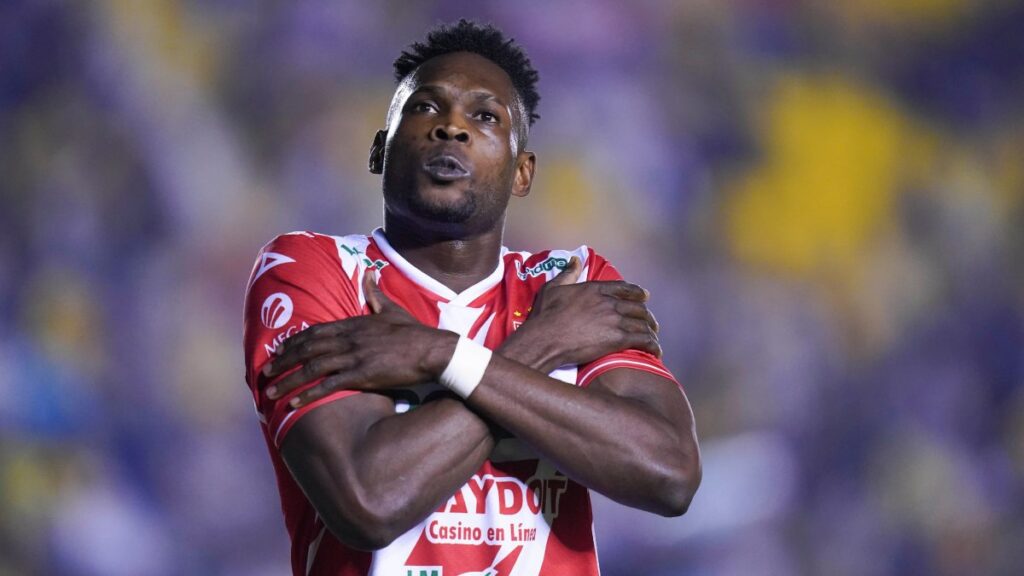 Cambindo aportará sus goles al León. | Imago 7