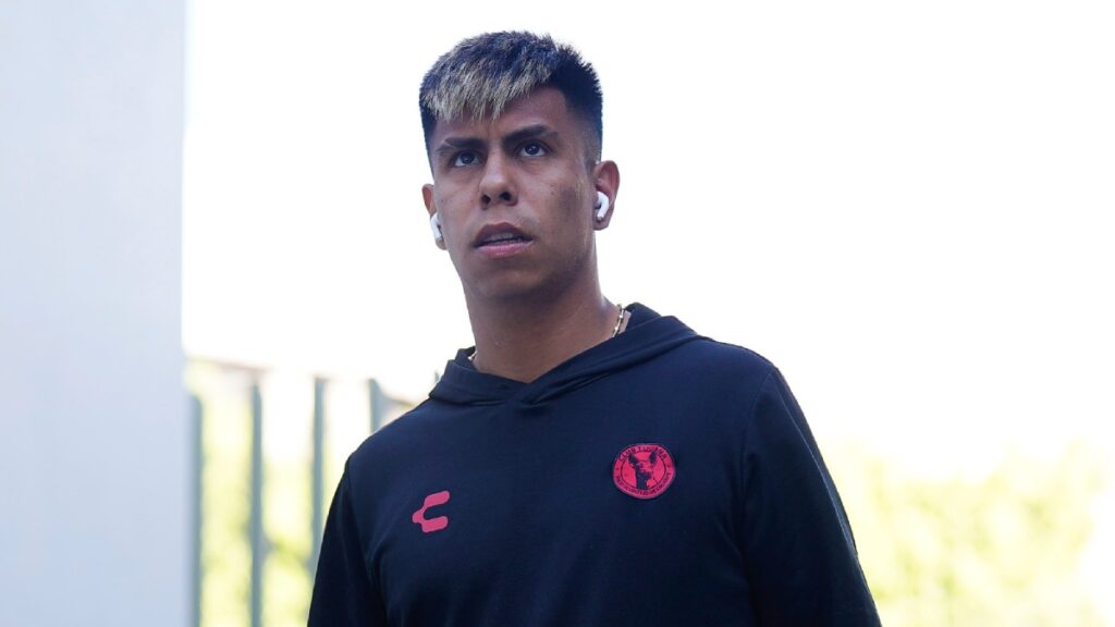 Futbolistas de Chivas que han utilizado el número 10