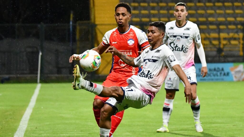 Fortaleza y Alianza FC empatan 2-2 / Vizzor