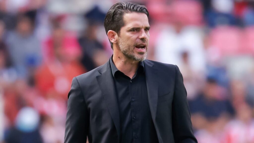 Fernando Gago, feliz por su primer triunfo, pero asegura que aún le falta mucho trabajo a su Necaxa