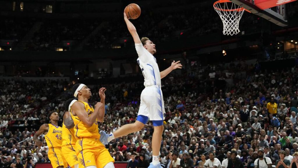 Cooper Flagg debuta con los Mavericks y se impone a Bronny James y los Lakers 