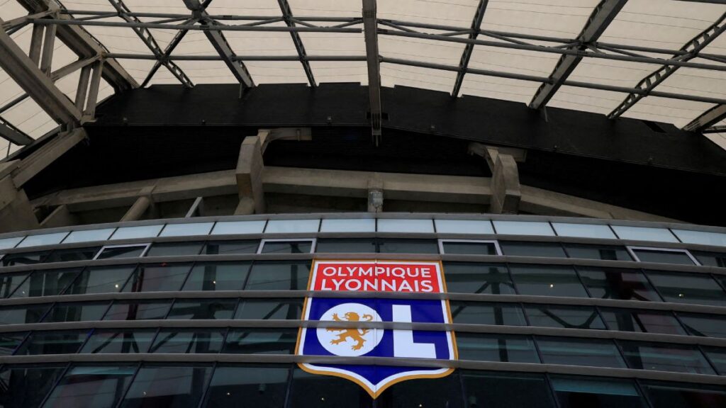 Lyon se mantiene en la Ligue 1