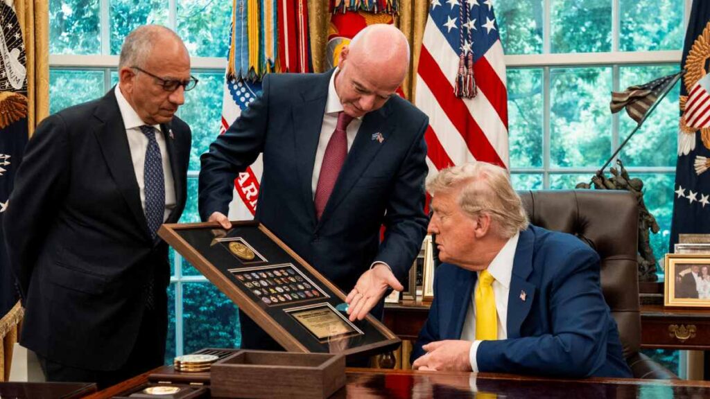 Piden a Infantino hablar con Trump sobre la migración de cara al Mundial 2026