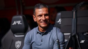 Jaime Lozano destaca la victoria del Pachuca y revela la salida de John Kennedy