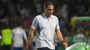 André Jardine toma con humildad la derrota en el Clásico Nacional