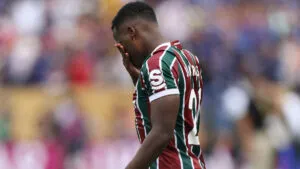 Jhon Arias deja en suspenso su continuidad con el Fluminense