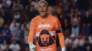 Keylor Navas inspira con su primera arenga como capitán de Pumas: “La estrella es el equipo”