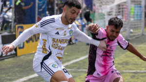 “A llorar a otro lado”, la insólita excusa por la que Comunicaciones perdió con Mixco, según Hernández