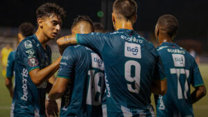 Antigua en modo demoledor: el perfecto inicio de torneo y copa para el campeón vigente