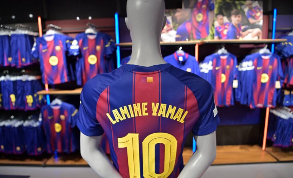La 10 de Lamine Yamal en la tienda del Barça