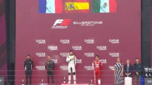 Noel León deslumbra con espectacular remontada y sube al podio en Silverstone
