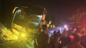 Susto para Malacateco: el bus del equipo tuvo un accidente tras el empate en Mictlán