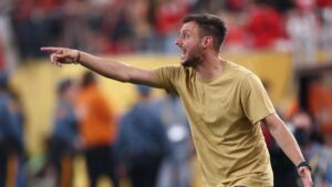 Porto inicia negociaciones para rescindir el contrato de Martín Anselmi