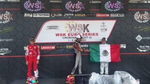 ¡Podio para Mateo Driver! El piloto de Escudería Telmex termina en tercer lugar en Cremona