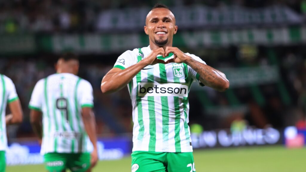 Andrés Sarmiento celebrando un gol de Atlético Nacional / Vizzor