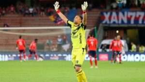 Envigado sorprende al Medellín en un partido de siete goles en el Atanasio Girardot