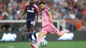 Messi se luce con doblete y da la victoria al Inter Miami sobre New England Revolution