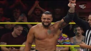 Mike Santana se impone a Joe Hendry en su primer combate tras la distracción sufrida en Slammiversary