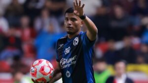Los Gallos se acercan con golazo de Jonathan Perlaza