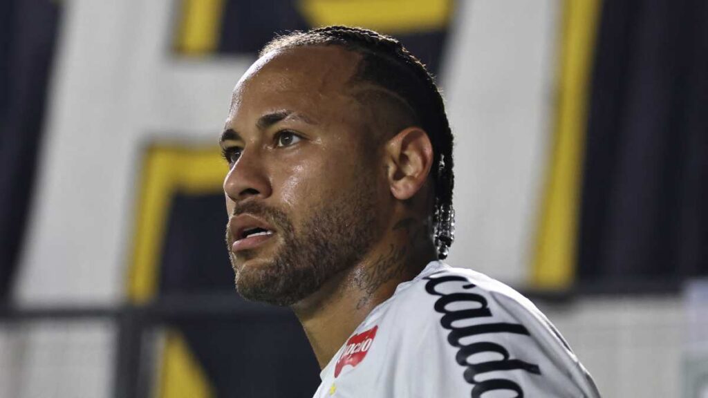 Neymar responde a los insultos tras la derrota de Santos