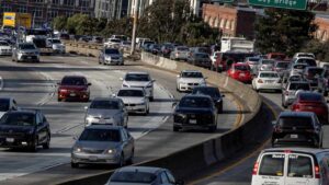 ¿Qué carros SÍ circulan este jueves 3 de julio? Placas con restricciones hoy en CDMX y Edomex