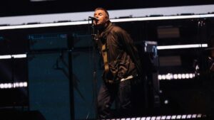 ¿Cuándo fue la primera vez que Oasis tocó en México y cuál fue su última visita?
