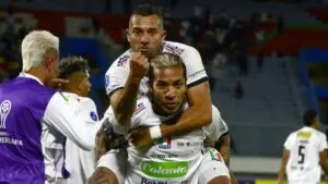 Once Caldas asalta Cochabamba y encarrila su paso en la Copa Sudamericana