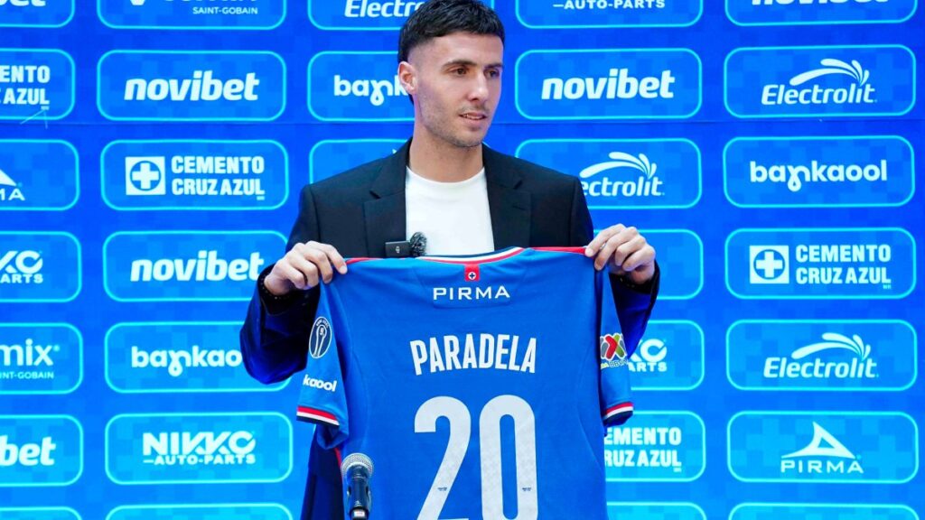 Paradela usará el dorsal 20 con Cruz Azul