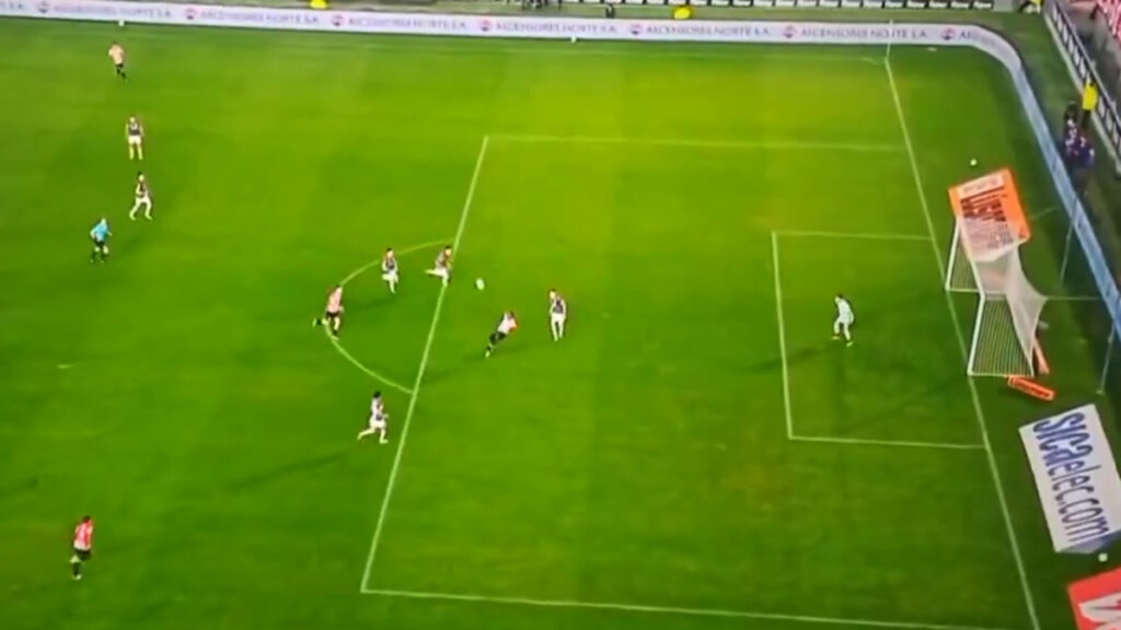 Acción del tanto de Cetré. | Captura AFA Play