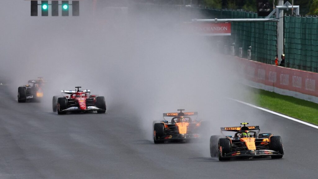 Oscar Piastri supo aprovechar un error y la entrada a boxes de Lando Norris para llevarse el triunfo en Spa.