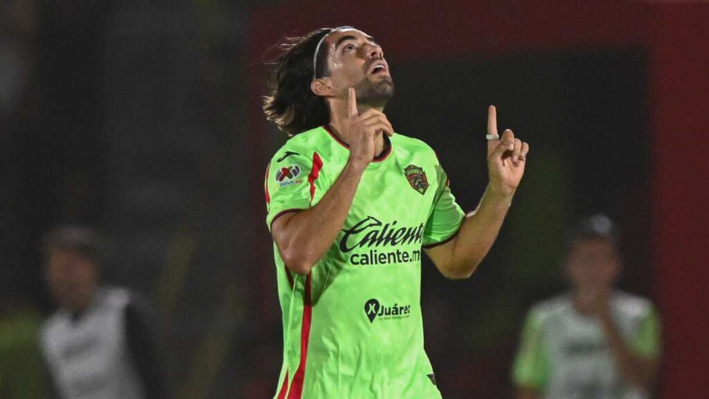 Rodolfo Pizarro vuelve a anotar en la Liga MX y le da un punto a los Bravos en casa ante el América