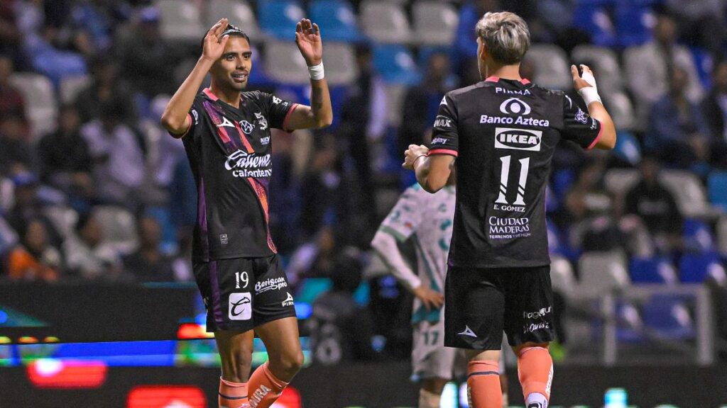 Puebla en festejo de gol