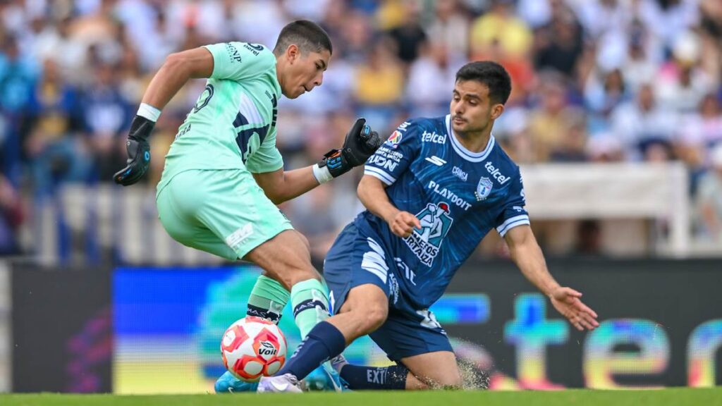 Rodrigo Parra, portero de Pumas