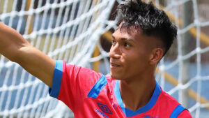Del callejón a la cancha: la ruta de Rudy Muñoz con Municipal