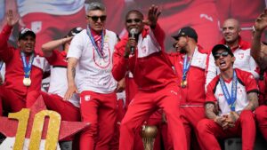 Los premios que gana Independiente Santa Fe, el primer y último campeón del Fútbol Profesional Colombiano