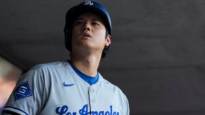 Alerta en Dodgers: Shohei Ohtani abandona su apertura con calambres