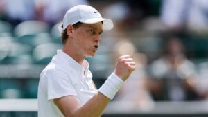 Sinner avanza sin problemas y Zverev se despide en su debut en Wimbledon