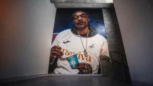 Snoop Dogg entra al fútbol británico: el rapero se convierte en copropietario del Swansea