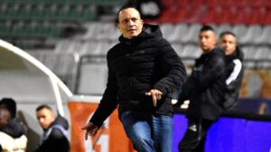 Alejandro Restrepo no escapa del mal sueño: una radiografía al inicio de Independiente Medellín