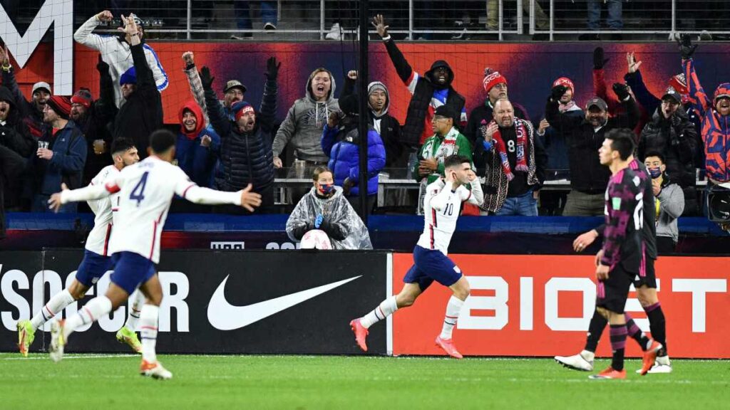 Pulisic durante gol ante México en el 2021